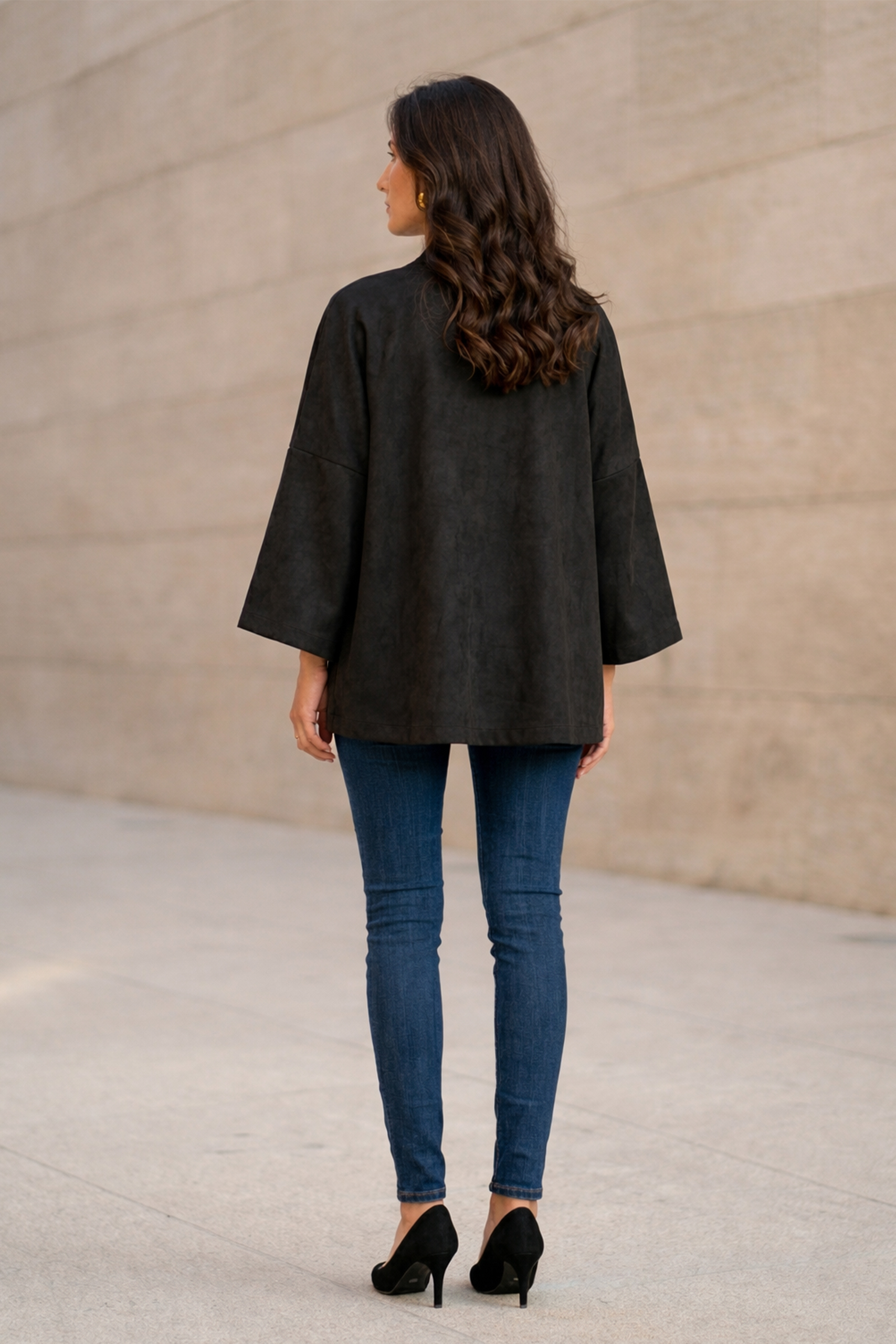 Noir Layer Jacket - Image 3