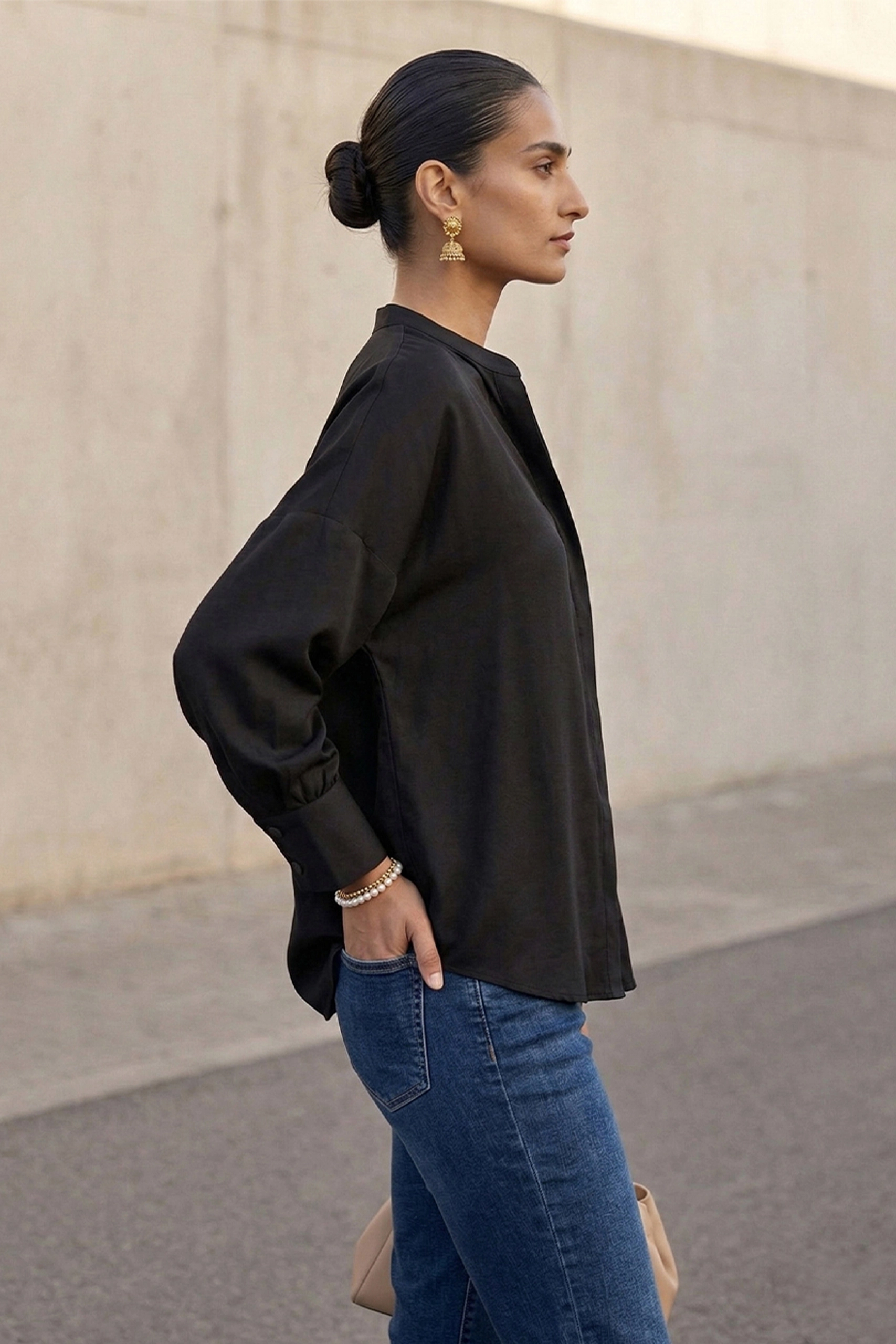 Essential Black - Image 3