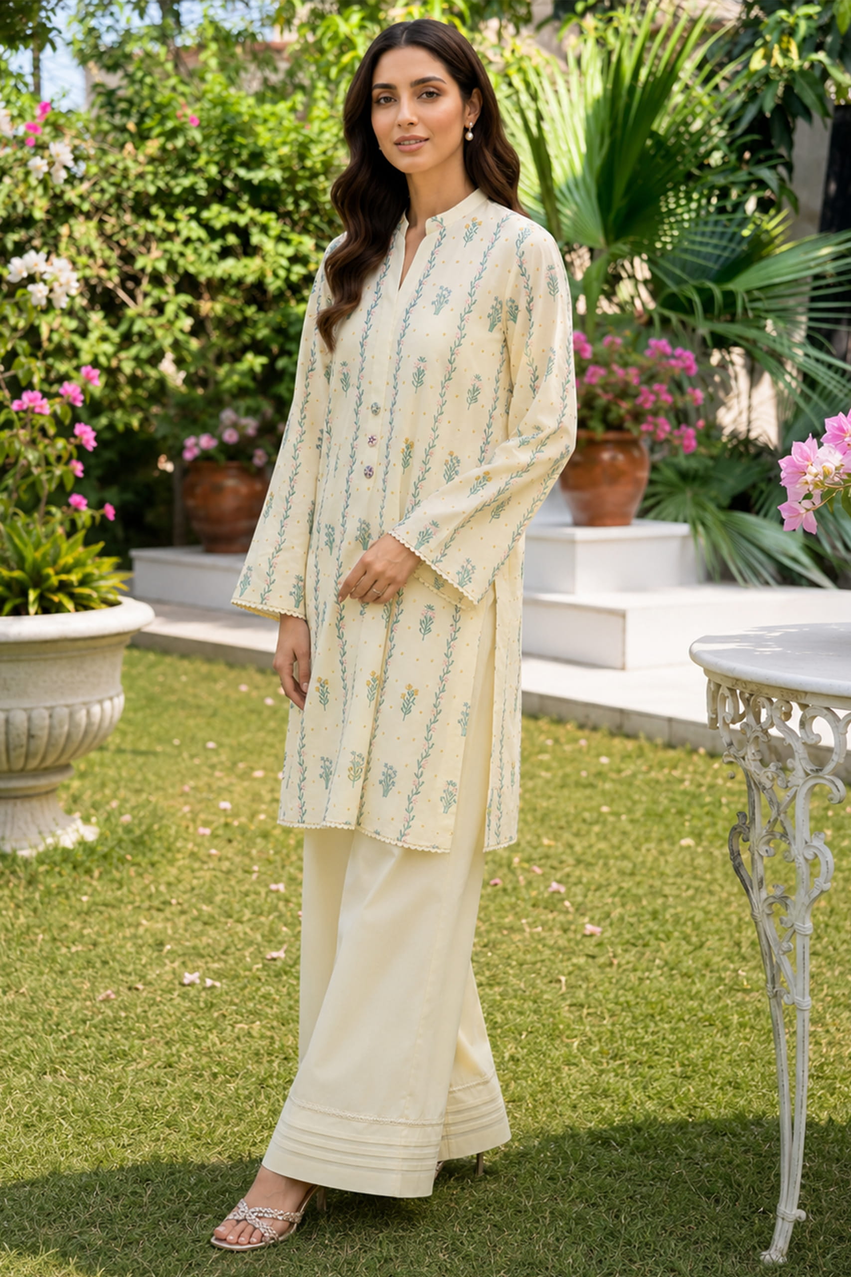 Butter Bloom Embroidered Lawn Set