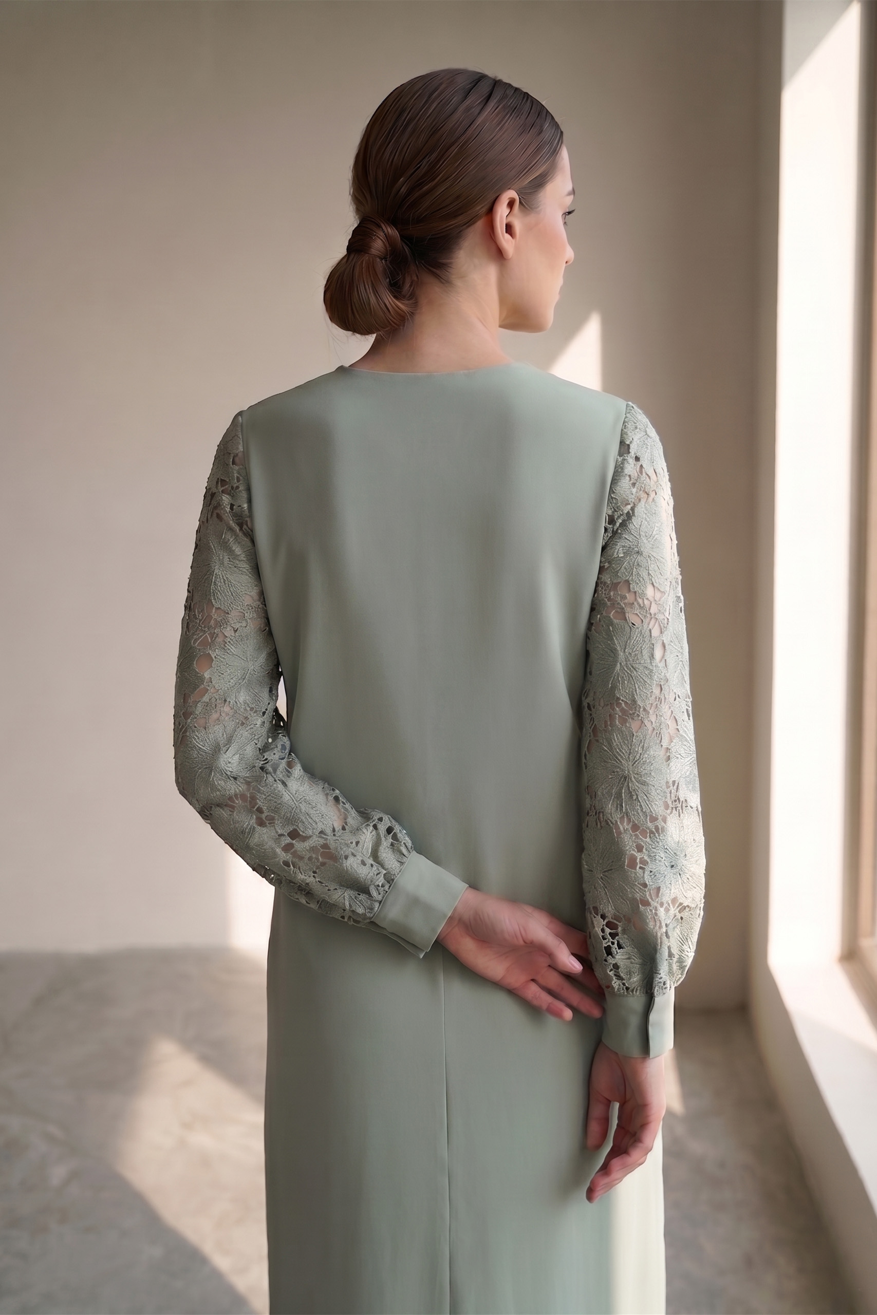 Sage Élan Lace Sleeve Co-Ord Set - Image 3